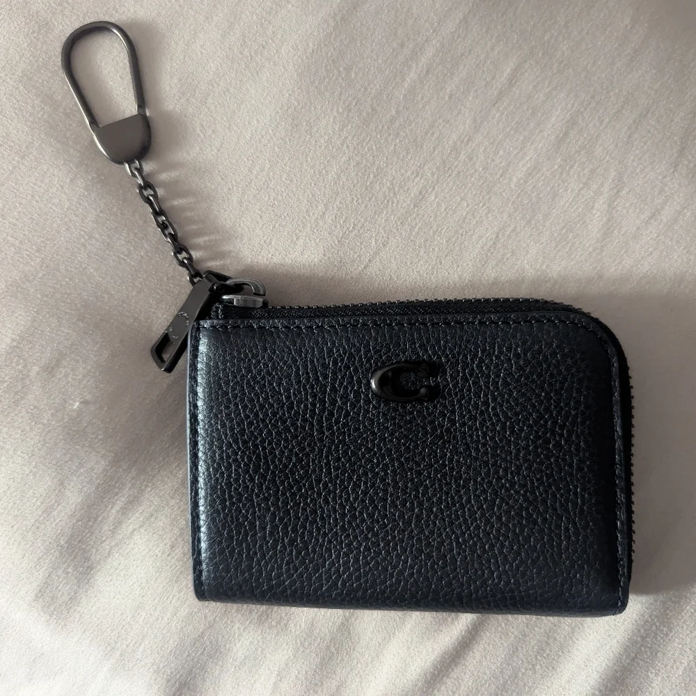 2 Black Leather L-zip Card Holder Set - Picture 5 of 7